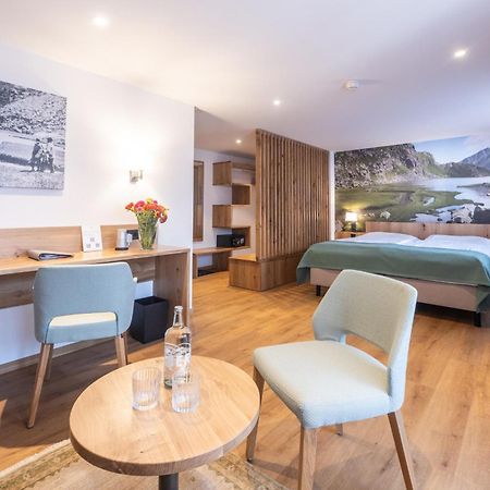 Hotel La Cruna Sedrun Dış mekan fotoğraf